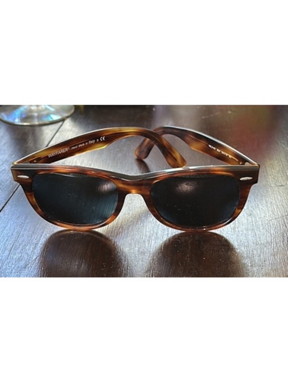 Ray-Ban Original Wayfarer RB2140 954 Sunglasses 54-18 Striped Havana Italy